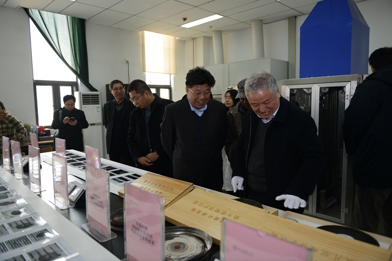 87261454400289.jpg 87261454400289.jpg