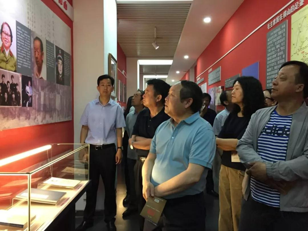 24105917.jpg 24105917.jpg