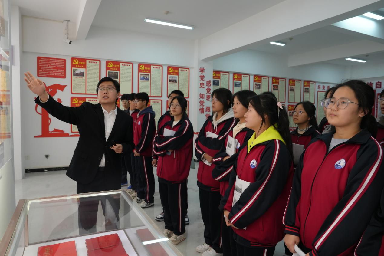 图片2.png 图片2.png